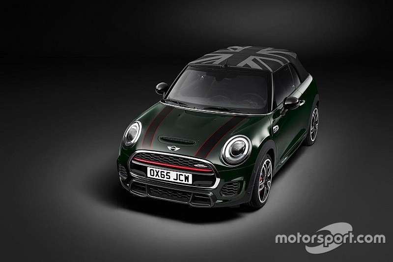 MINI introduceert JCW-versie van de nieuwe cabrio