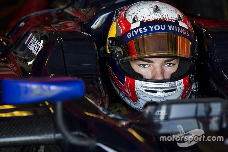 La Red Bull punta su Gasly come riserva per il 2016