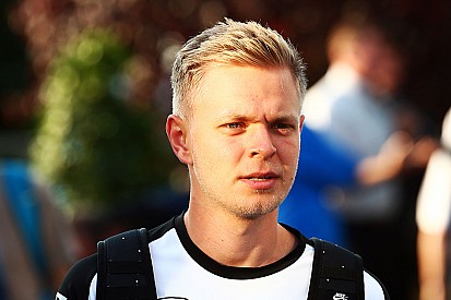 Magnussen fue confirmado como piloto de Renault en la F1