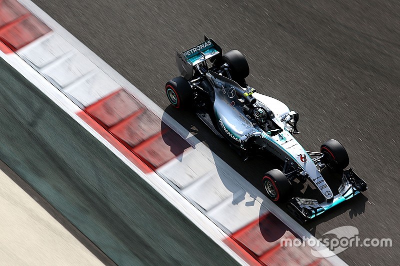 Mercedes F1 doorstaat crashtest