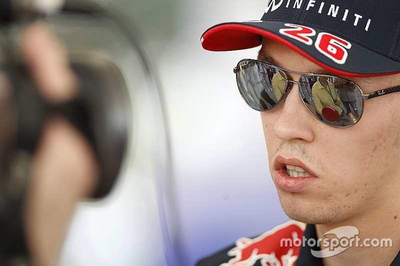 Kvyat ve a Red Bull más fuerte tras un 2015 complicado