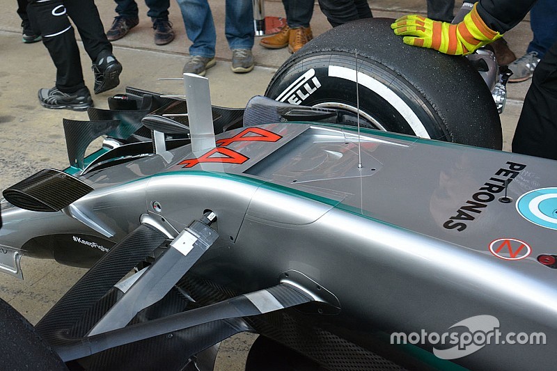 Mercedes test neus met S-duct op laatste testdag