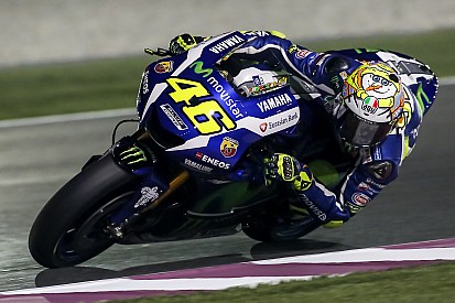 Rossi positief ondanks momentje: "Na 10 bochten viel ik al"