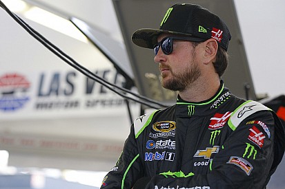Seconda pole di fila per Kurt Busch