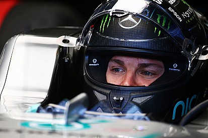 Rosberg: "Las restricciones de radio son buenas para los fans"