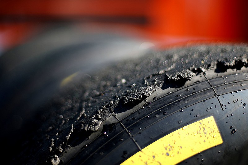 Pirelli: revisar las reglas antes de dar ruedas extra en clasificación