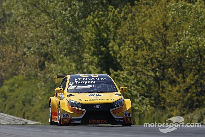 Hungaroring, Libere 1: Tarquini in vetta con record