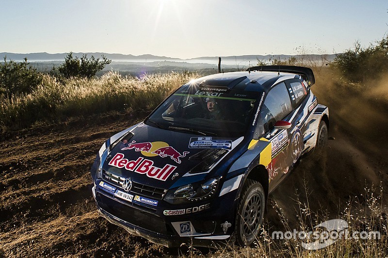 Argentina, PS13: Latvala sempre più primo. Neuville in rimonta
