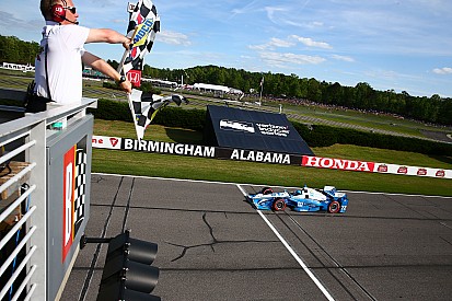 Pagenaud wint opnieuw na hevig duel met Rahal