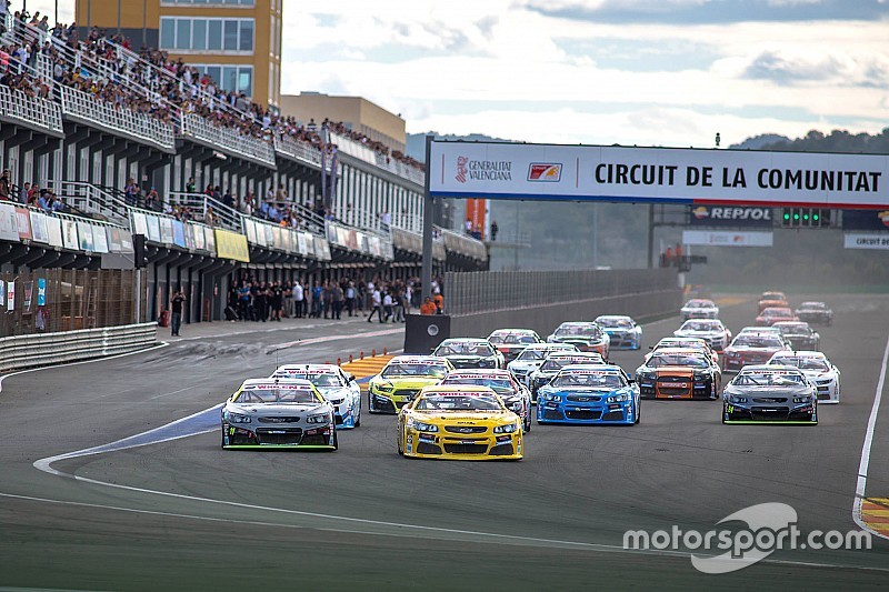 Auftakt in der NASCAR-Euroserie: Anthony Kumpen legt vor