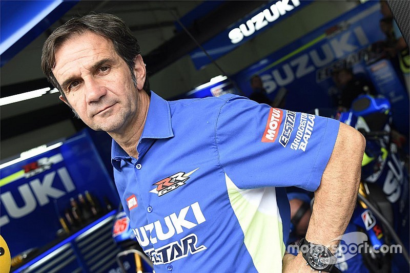 “Lorenzo busca hacer historia, igual que Viñales si se queda en Suzuki”