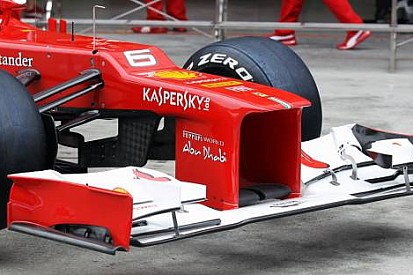 Hamaşima: Ferrari lastiklerde hala sıkıntı yaşıyor
