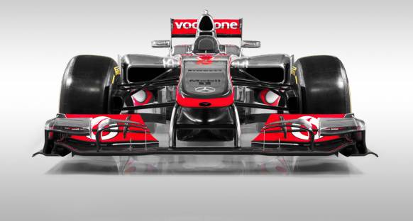 McLaren 2012 aracını tanıttı