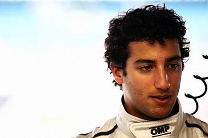 Ricciardo Team Lotus/Caterham'da yarışabilir
