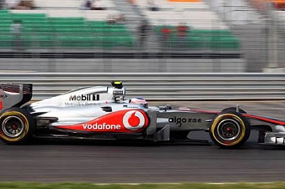 Button üç taraflı bir savaş bekliyor