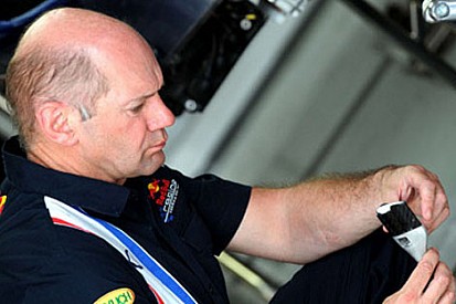Newey: Difüzer yasağı işimizi zorlaştırabilir