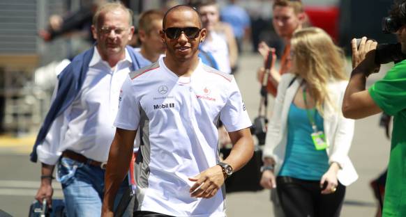 McLaren: Takım olarak Hamilton'ın arkasındayız