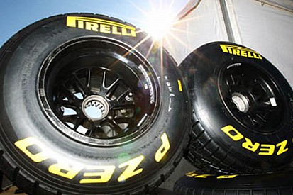 Pilotlardan Pirelli'ye destek