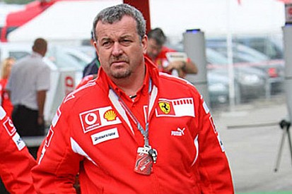 Eski Ferrari mühendisi Stepney'e 20 ay hapis cezası