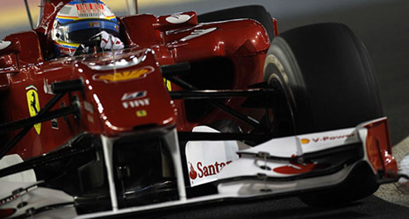Singapur Grand Prix 2010 sıralama turları - Alonso pole pozisyonunda