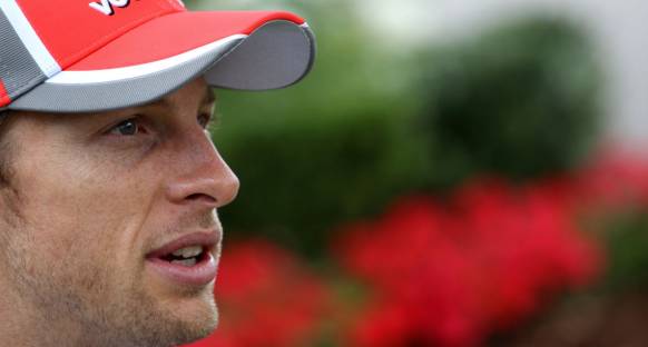 Button: 'Montreal'de Red Bull'u hafife almayın'