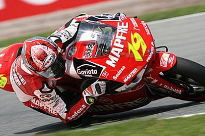 250cc'de Assen'in galibi Bautista