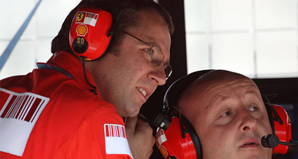 Raikkonen Silverstone'da yeni motorla yarışacak