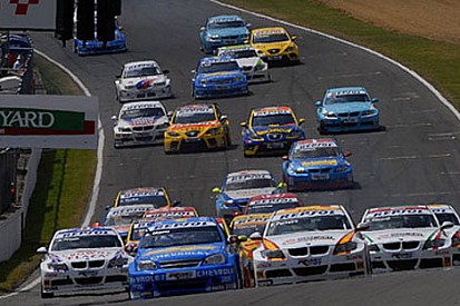 WTCC - Brno'da ilk yarışı Zanardi kazandı