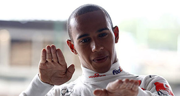 Hamilton: 'Yarış pilotu olmak için F1 sürücüsü olmanız gerekmiyor'