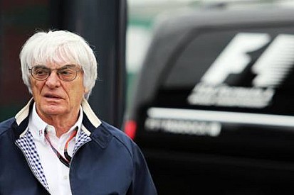 Ecclestone: Kadın sürücüleri ciddiye almaya gerek yok
