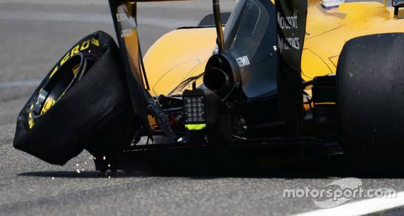Magnussen'in probleminin arkasında süspansiyon sorunu yatıyor