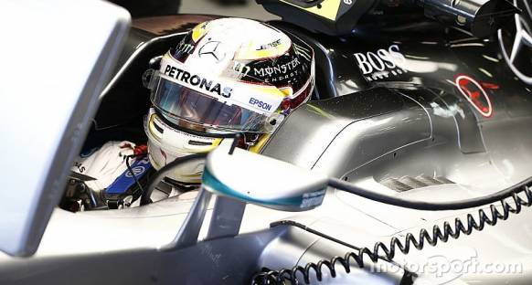 Lewis Hamilton Çin'de beş sıra grid cezası alacak