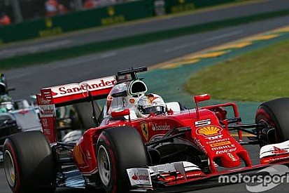Vettel: Agresif strateji uygulamamız hataydı