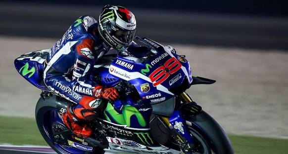 MotoGP Katar: Sezonun ilk pole pozisyonu Lorenzo'nun