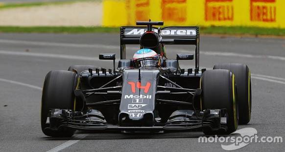 McLaren pilotları araçlarının performansına şaşırdılar