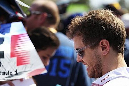 Vettel: Otomobilime pizza ismi vermedim