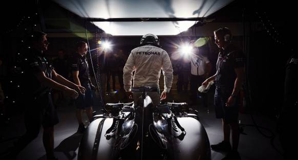 Lewis Hamilton'la 2015 şampiyonluğu üzerine soru cevap