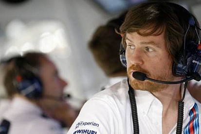 Smedley 'F1 şov mu spor mu olduğuna karar vermeli'