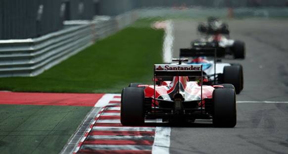 Raikkonen: Bottas'a Atak Yapmam Aptalca Değildi