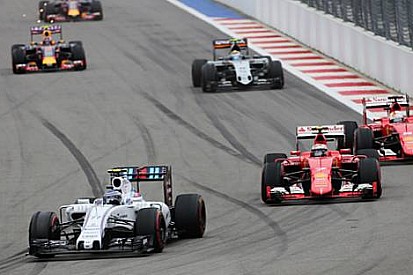 Bottas ve Raikkonen, Kaza İçin Birbirlerini Suçluyorlar