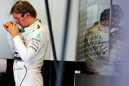 Rosberg son antrenmanları lider tamamladı