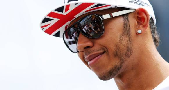 Hamilton: Red Bull'un şikayetleri komik