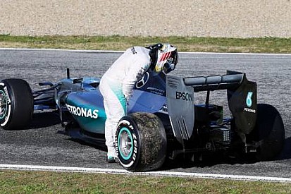 Hamilton spin yüzünden suçlamaları kabul ediyor