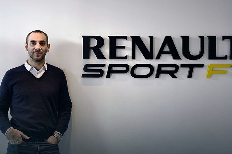 Renault: Red Bull не нав'язує нам Ілліена