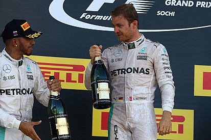 Rosberg: "Espero una batalla con Lewis y será difícil"
