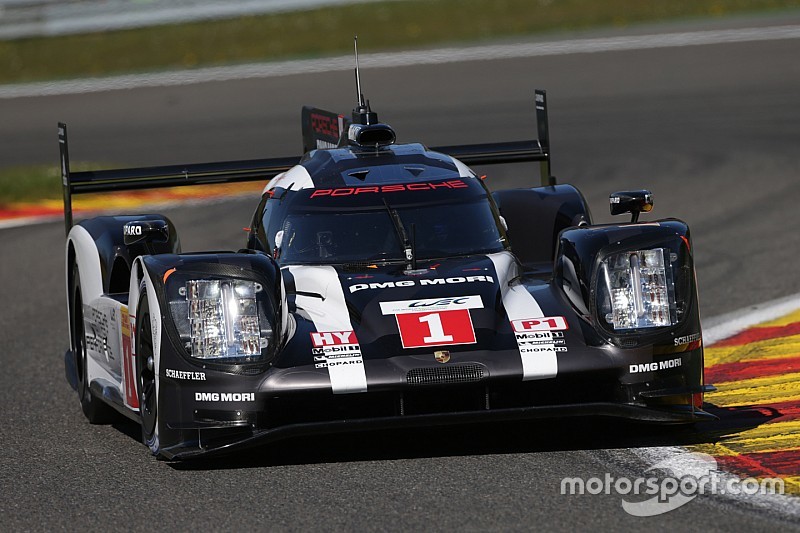 Spa WEC: Porsche autoritair op pole