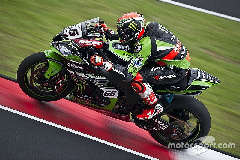 Tom Sykes polverizza il record di Sepang e si prende la pole