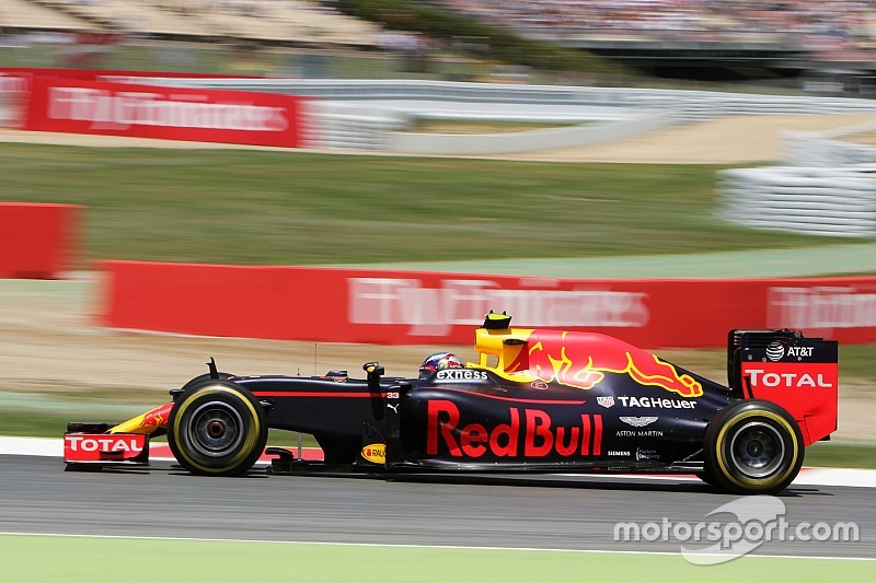 Max Verstappen zesde in klassement na winst in Spaanse Grand Prix