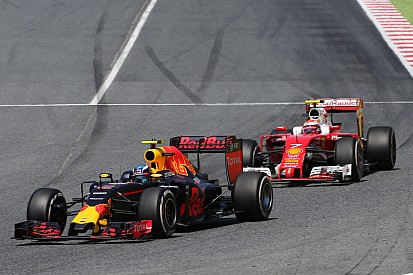 Арривабене назвал причину поражения Ferrari от Red Bull