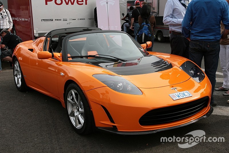 'Tesla gaat in 2019 nieuwe Roadster op de markt brengen'